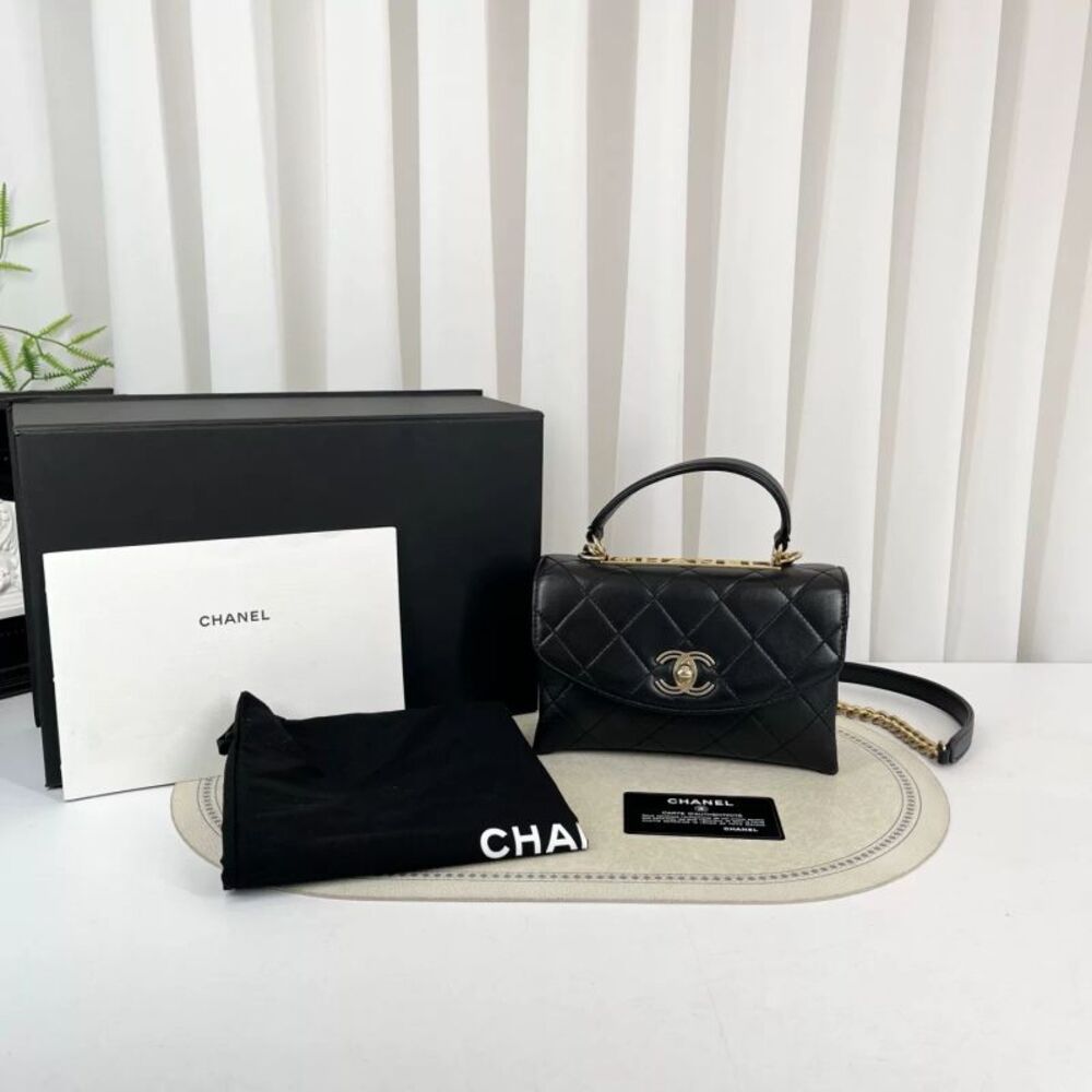 Chanel Women Pre-Loved Bag Very Good Condition